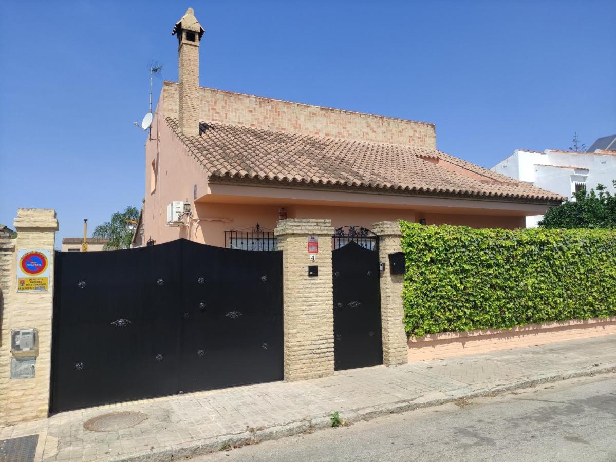 Apartamento Privado Con Piscina Y Jardin Compartidos. Hotel Valencina de la Concepción Exterior photo