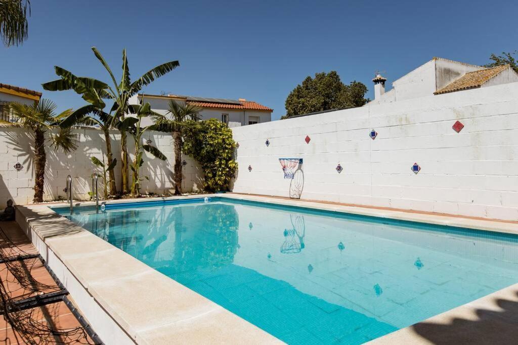 Apartamento Privado Con Piscina Y Jardin Compartidos. Hotel Valencina de la Concepción Exterior photo